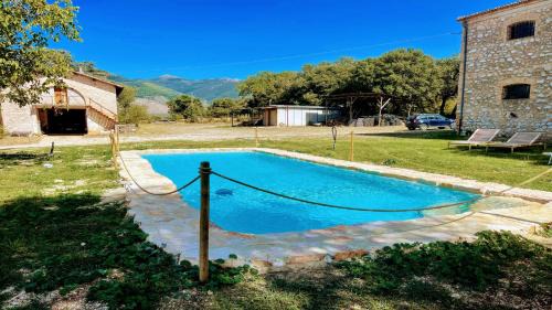 Poreta House | Exclusive Pool-open All Year-spoleto Biofarm-slps 8-village shops, bar1 km 4