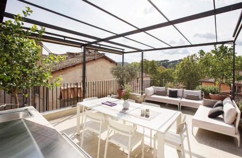Rione V Ponte Apartment | Exclusive Rooftop-DesignD Stays