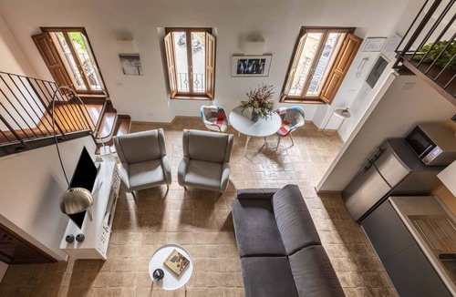 Rome City Centre Apartment | Experience Collection by ROMAC Margana Palace w/terrace & wellness