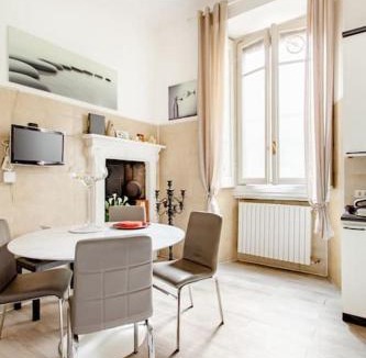 Porta Romana House | Exquisite Stay Via Crema