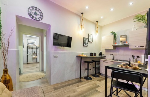 Naples Apartment | Falco Deluxe Home - Near Naples Town/Airport
