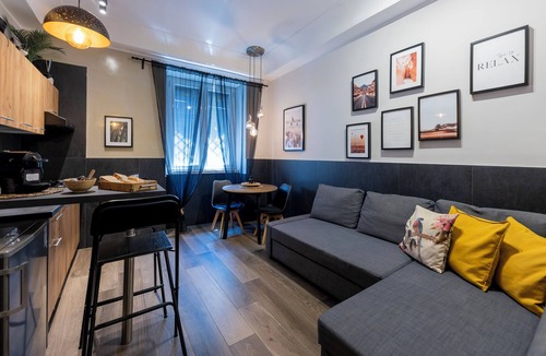 Naples Apartment | Falco Luxury Home - Near Naples Airport/Town