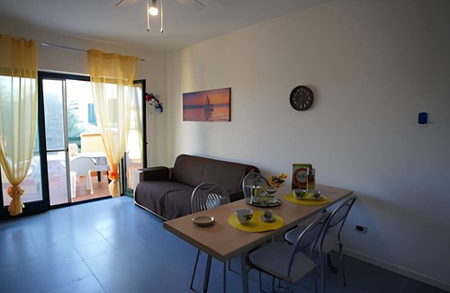 Contrada Taverna Apartment | Fantastic apartment among olive trees a few steps from the sea