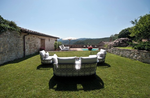 San Venanzo Apartment | Farmhouse apartments with breathtaking scenery and unspoiled nature.