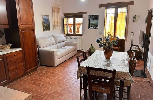 Collesanto Apartment | Farmhouse Il Mulino delle Canutole - Martino