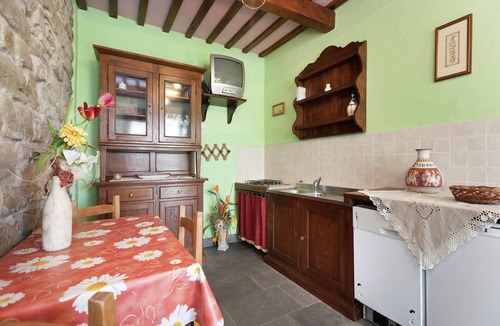 Apecchio House | Farmhouse in Apecchio with Pool & Spa