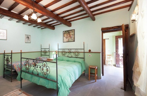 Apecchio House | Farmhouse in Apecchio with Pool & Spa