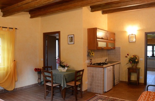 Apecchio House | Farmhouse in Apecchio with Mountain Views