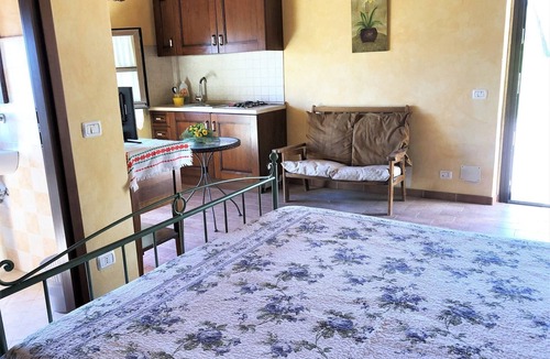 Apecchio House | Farmhouse in Apecchio with Pool & Spa