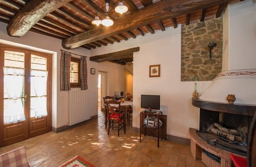 Popoltaio-Schiacciato House | Farmhouse in Città della Pieve with Pool