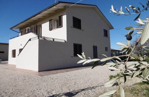 Fermo Apartment | Farmhouse in Marche with Pool near Adriatic Sea