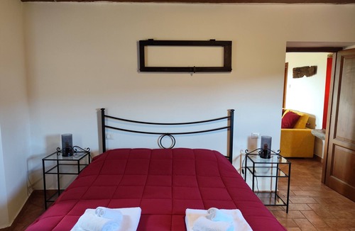 Sansepolcro House | Farmhouse in the countryside of Sansepolcro for 3 people