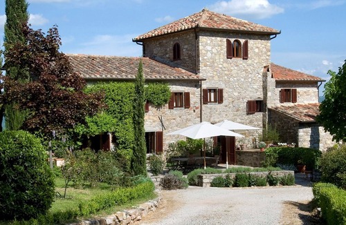 Bivio Lugnano Villa | Farmhouse Fonte Vecchia - Sleeps 8 with breathtaking views & Private Pool