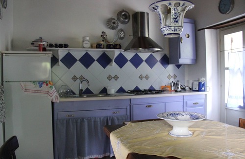 Mengara House | FARMHOUSE MONTESALCE-BLUE APARTMENT