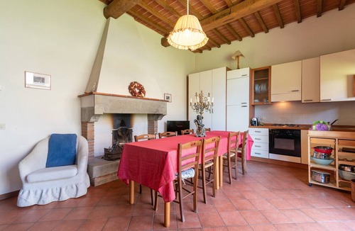 Laterina House | Farmhouse 'Mulino ' with Shared Pool, Terrace & Wi-Fi