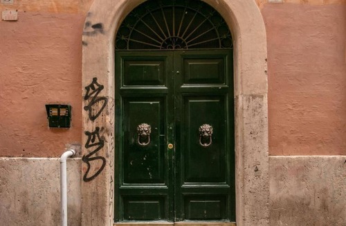 Trastevere House | Farnese House in Rome