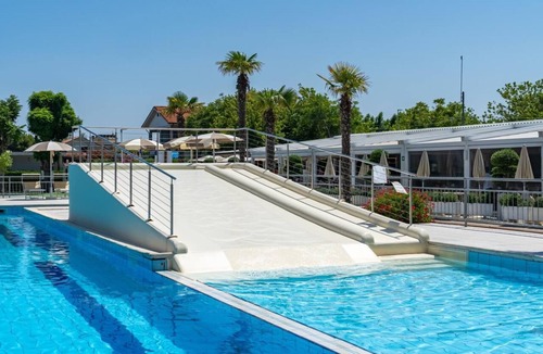 Cologna Spiaggia House | Feriendorf Stork Bungalow Bilo für 5 Personen