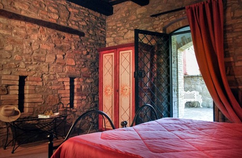 Magione Apartment | Feritoie Apartment