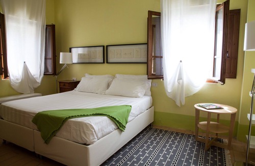 Fossombrone House | Flat for 4 Persons with pool