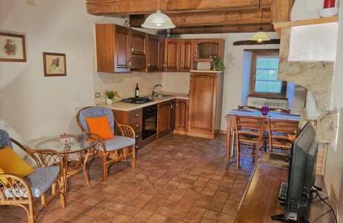 Pratovecchio Apartment | Flat in a historic stone house