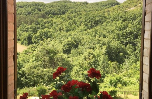 Apecchio Apartment | Flat in Apecchio with private parking