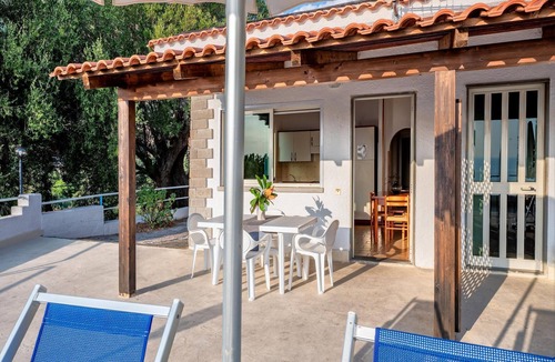 Marina Lido Apartment | Flat in Caprioli di Pisciotta with sea view