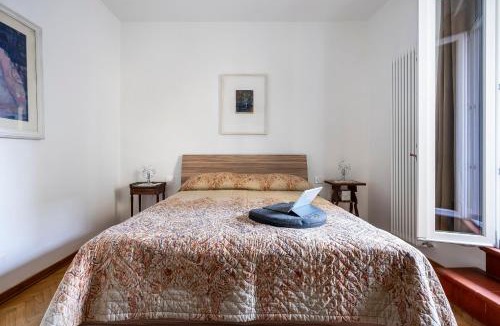 Santa Croce Apartment | Flat Moon over Florence, Terrace, Free Parking