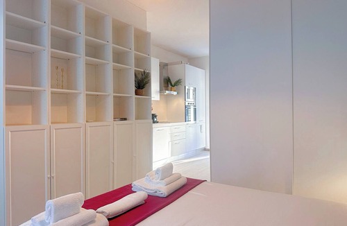 Centro Direzionale Apartment | Flatsharing - Campanini Blue Terrace