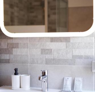 Naples Apartment | Fly Home 3
