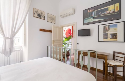Vatican Bed & Breakfast | For My Friends B & B - Sun Room