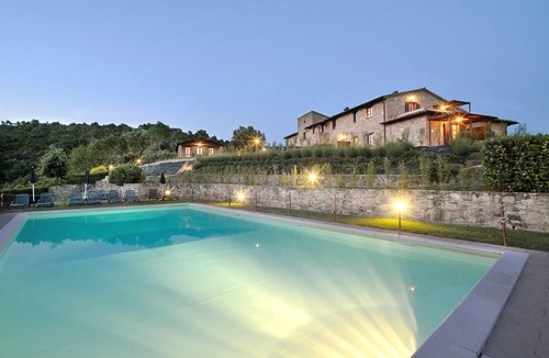 Gualdo Cattaneo Apartment | Forte Sorgnano | Farmhouse with private pool