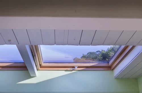 Cupra Marittima Villa | Four-story villa with sea views, located in the historisc