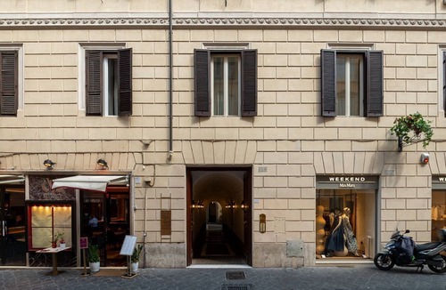 Rione IV Campo Marzio Apartment | Frattina Sky Apartment Spanish Steps