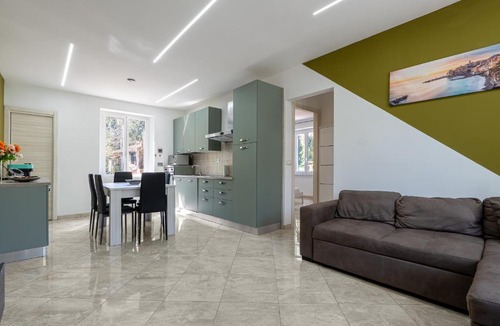 Mignanego Apartment | FREE PARKING - Trilocale nel verde