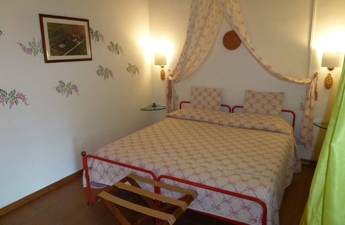 Torgiano House | Free WIFI. Vegetable garden free, Our wine on welcome basket free.