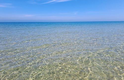 Palombina Nuova Apartment | Fronte Mare Riviera del Conero, Wi-Fi veloce gratuita, 3 camere, 10 letti,