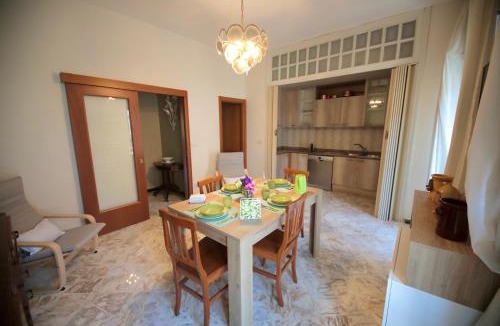 Municipio 2 Apartment | G & B House