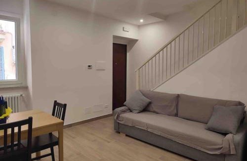 Gaeta House | Gaeta rHOMEo