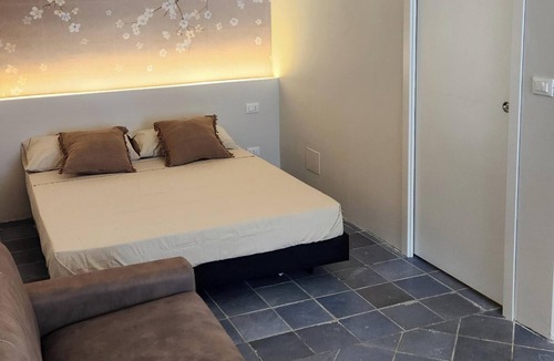 San Donato Apartment | Gaia Suites 10 minutes from downtown with private parking