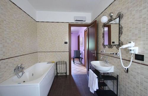 Casagiove Bed & Breakfast | GaiaChiara Resort