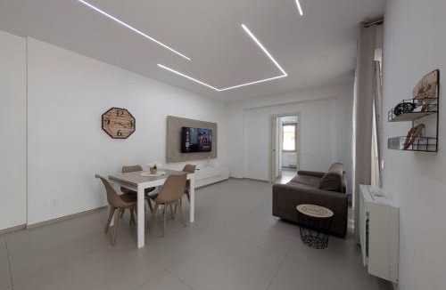 Porto Sant'Elpidio Apartment | -Garden Suite-5 min dal mare Wifi AC 4 posti letto