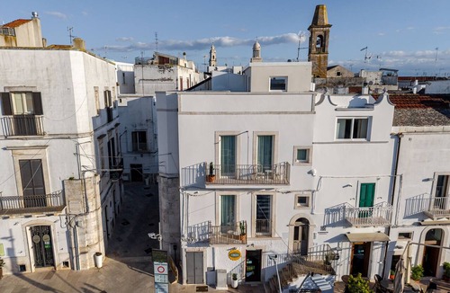Noci House | Garibaldi Luxury Suites - Solea Suite
