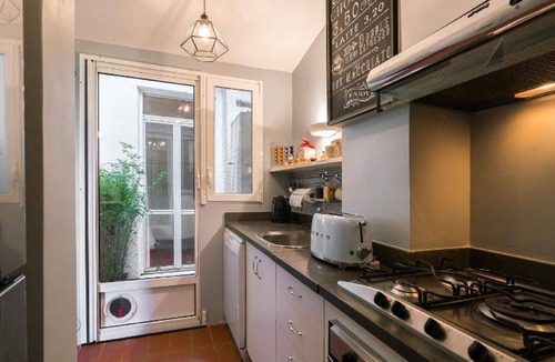 Trastevere Apartment | Garibaldi Roof Garden - Terrace with spectacular views of S. Peter and Gianicolo