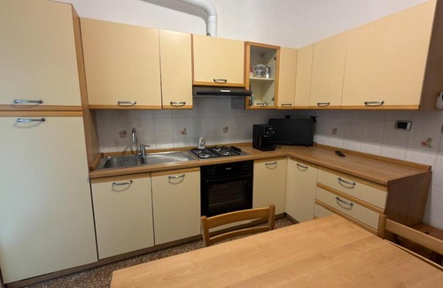 Quarto dei Mille Apartment | Gaslini Host Apartment with garden