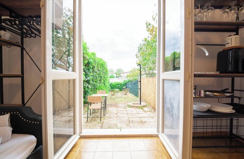 Montemarciano Apartment | Gelso Secret Garden Loft