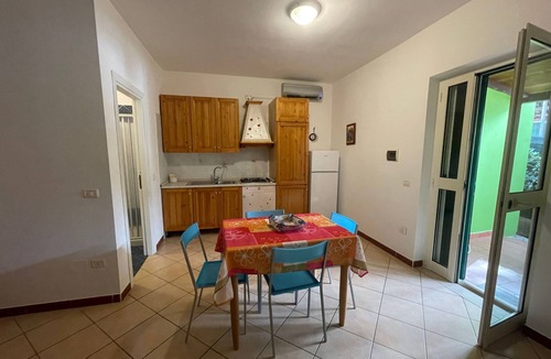 Defensola Apartment | Gemütliche Wohnung in Vieste mit Grill by Interhome