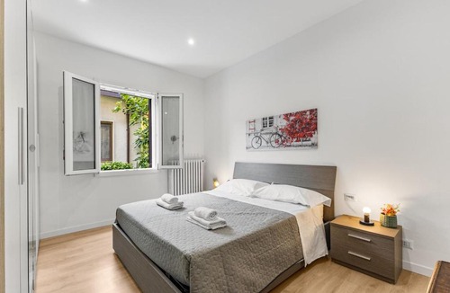 San Giuliano Milanese Apartment | General Hospital Linate Milan Bright Two Room Apartment