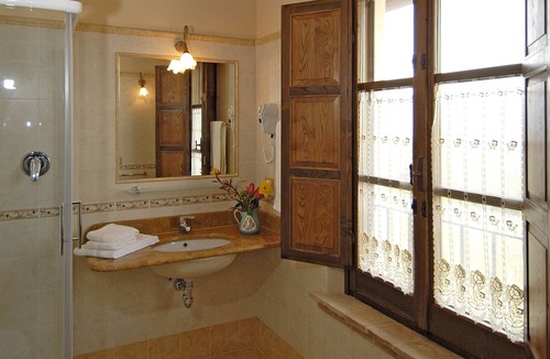 Guzman House | Genius Loci Country Inn
