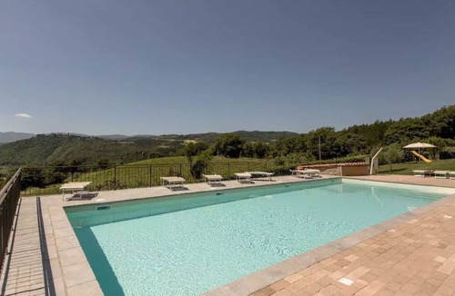 Pratovecchio House | Geranei Haus mit Schwimmbad zwischen Florenz und by Interhome