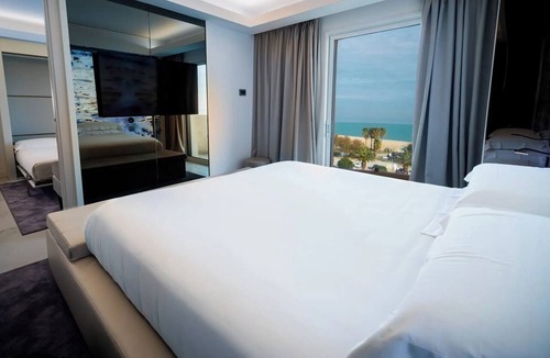 Civitanova Marche Hotel | Ghibli Boutique Hotel Civitanova Marche